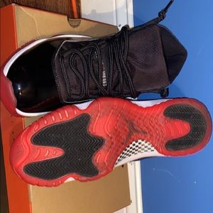 Jordan bread 11s size 11 mint condition 3475522788